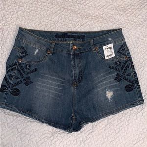 NWT Dollhouse Jean Shorts